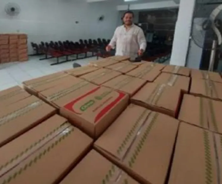 Entrega de cestas básicas